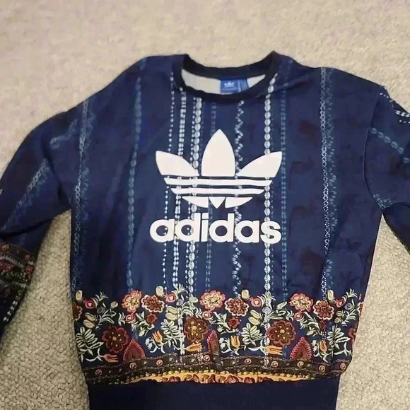 Adidas set  - Picture 11 of 12